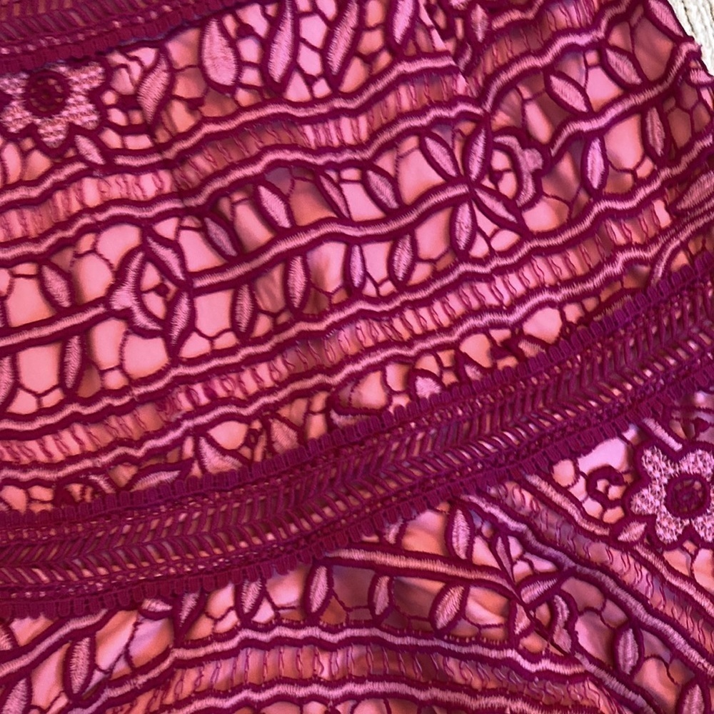 La Maison Talulah Pink Lace Formal Dress - Picture 5 of 8
